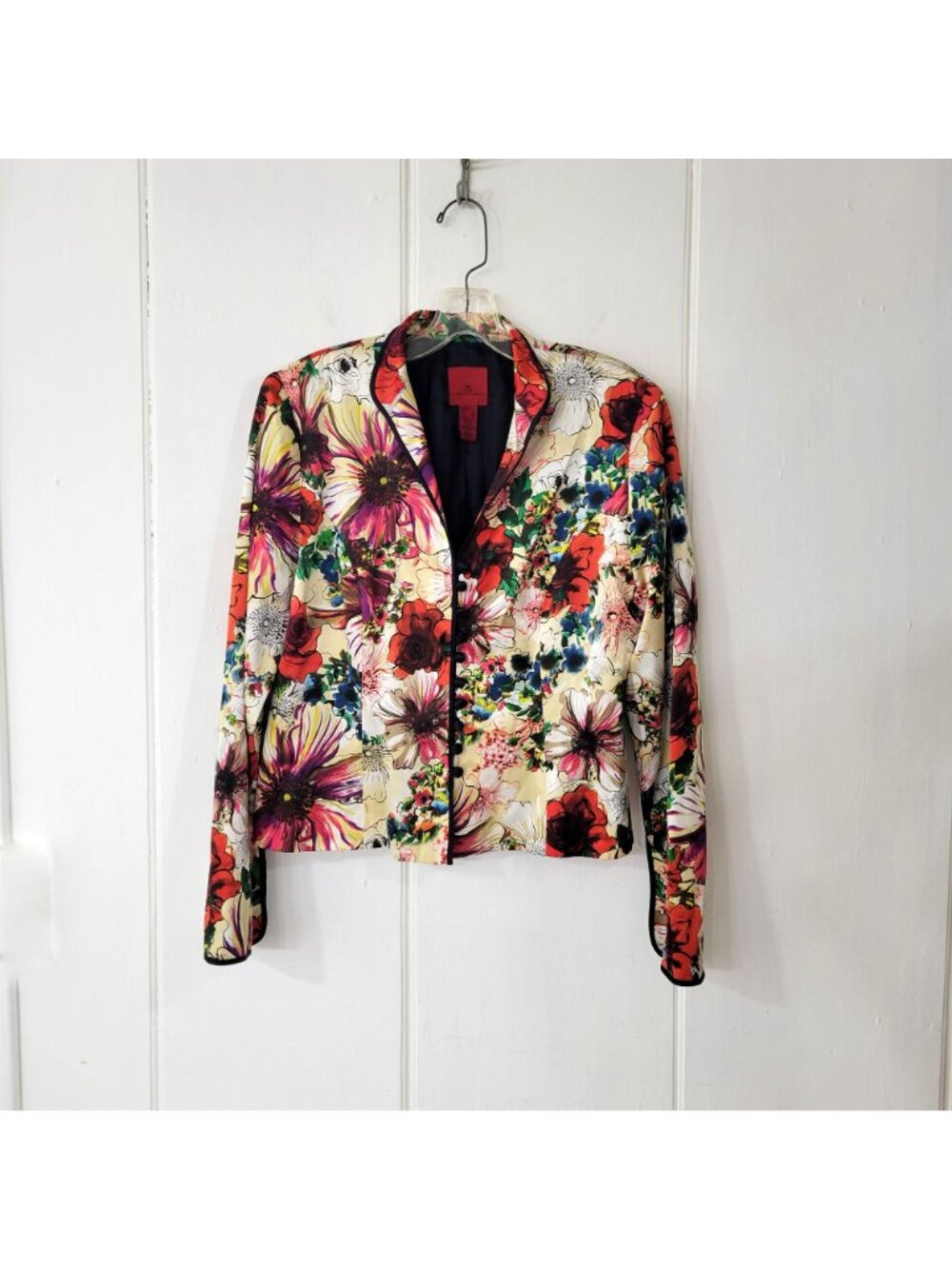JS Collections Silk Floral Jacket - Picture 7 of 7